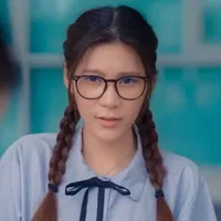 Earn Preeyaphat Lawsuwansiri (charoen)