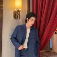 Asavarid Pinitkanjanapun /anh/