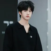 Trương Hàm Thụy | @meomeo