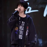 Hầu Vương Tử | 2012