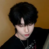 Nhiếp Vĩ Thần_gã