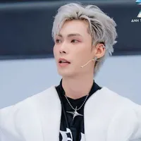 Nguyễn Hoàng Bách
