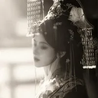 Hoàng Hậu