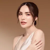 Charlotter_(Chị 2 Orm)