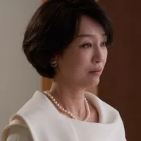 Châu Anh - Mẹ nữ chính.