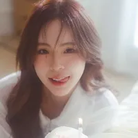 June Wanwimol