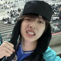 Thuyvy🐢 ( tác giả )