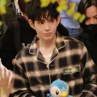 Phan Đức Nhật Hoàng ( Dillan )