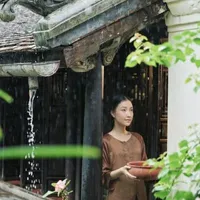 ( Hương ) người ở Của nhà ông bà Phú Hộ