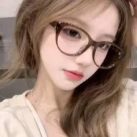 Nguyễn Khánh hân-bn thân nu9