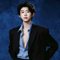 Trần Dịch Hằng _ anh