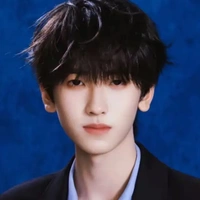 Tả Kì Hàm_cậu