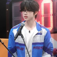 Trần Dịch Hằng -em