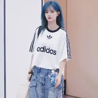 Bách Hân Dư - bạn nàng