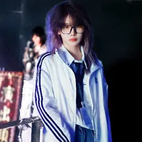 Trần kha - bạn cô