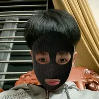 huy >⁠.⁠<