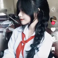trần Bảo Ngọc(bạn thân nữ 9)