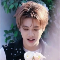 Hoàng Đức Duy.