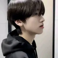 Tả Kỳ Hàm-cậu