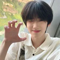 Tả Kỳ Hàm _em