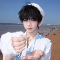 Trương Hàm Thụy _cậu