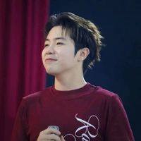 xuân bách (  cá  3 tuổi )