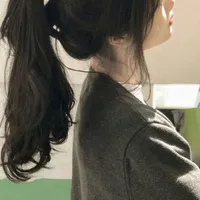 Khánh Huyền- @yui_mochinek