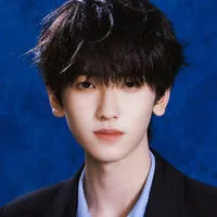 Tả Kỳ Hàm_cậu
