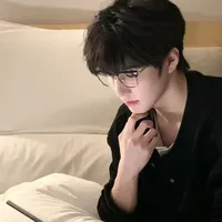 Lục Tử Kỳ *cậu
