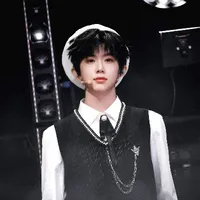 Trần Dịch Hằng_em _