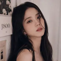KIM JISOO