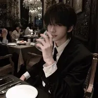• Âu Dương Song Tử•