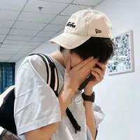 Nhiếp Vĩ Thần_gã