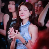 Nguyễn Lê Diễm Hằng ( Lamoon )