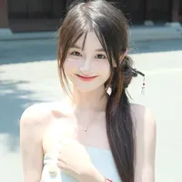 Lộ Vũ Khanh - nhỏ