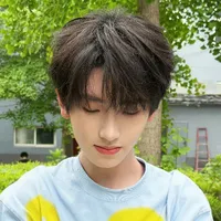 Tả Kỳ Hàm_cậu