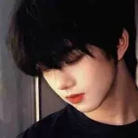 Tránh Xa Bố Mày Ra