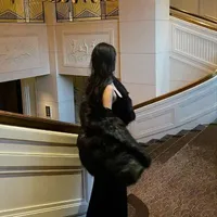 Châu Uyển Nhi ( mẹ Huy )