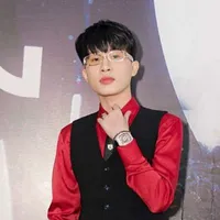 Tùng