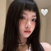 Nguyễn Lê Ngọc Ánh Sáng - Aza
