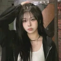 Trịnh Nhã Huyền - @T_NhaHuyen