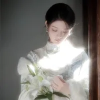 Tả Linh Hoa. Mama cậu