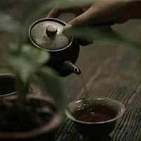 Nhân vật bí ẩn
