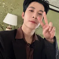 Bùi Anh r