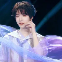 HẠ TUẤN LÂM