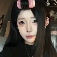 Hoa Hoa (bạn cùng lớp)
