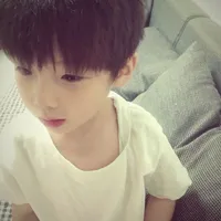 Chu Cảnh Nghiêu (8 tuổi)