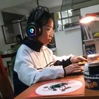 Nguyễn Lê Minh Ngọc (em gái của Đạt)