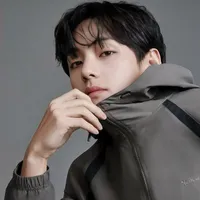 Kim Taehyung (V)