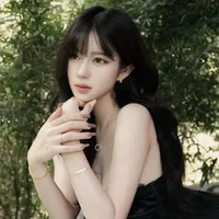 Lâm Nhược Vân Chi - mẹ nu9